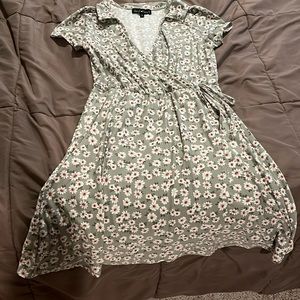 Cute Floral Derek Heart Collared Dress